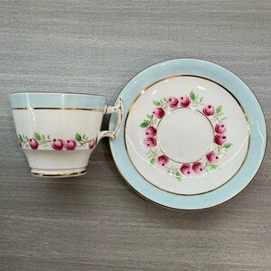 PHOENIX BONE CHINA T.F. & S.LTD ENGLAND TEA CUP‎ AND SAUCER